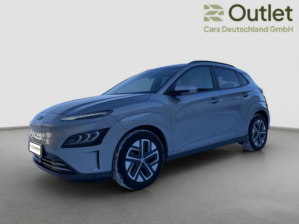 HYUNDAI Kona Hyundai
Kona Trend / Trend-Paket Elektro 2WD 150 kW / Heatingpump / ACC / Seatheater / heatedSteering / Kamera / etc. // WARRANTY TO 12.2027 - max. 160.000 KM