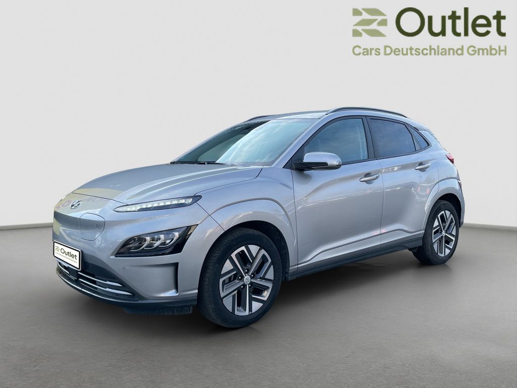 HYUNDAI Kona Hyundai
Kona Trend / Trend-Paket Elektro 2WD 100 kW-Heatingpump
