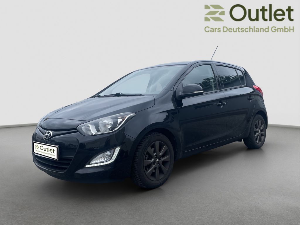 HYUNDAI i20 Hyundai
i20 1.2 FIFA World Cup Edition 63 kW